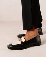 Shaina Loafers