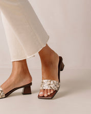 Rosalie Heel