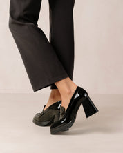 Tara Loafers