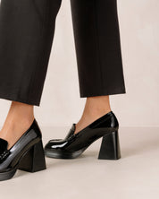 Tara Loafers