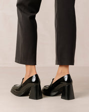 Tara Loafers