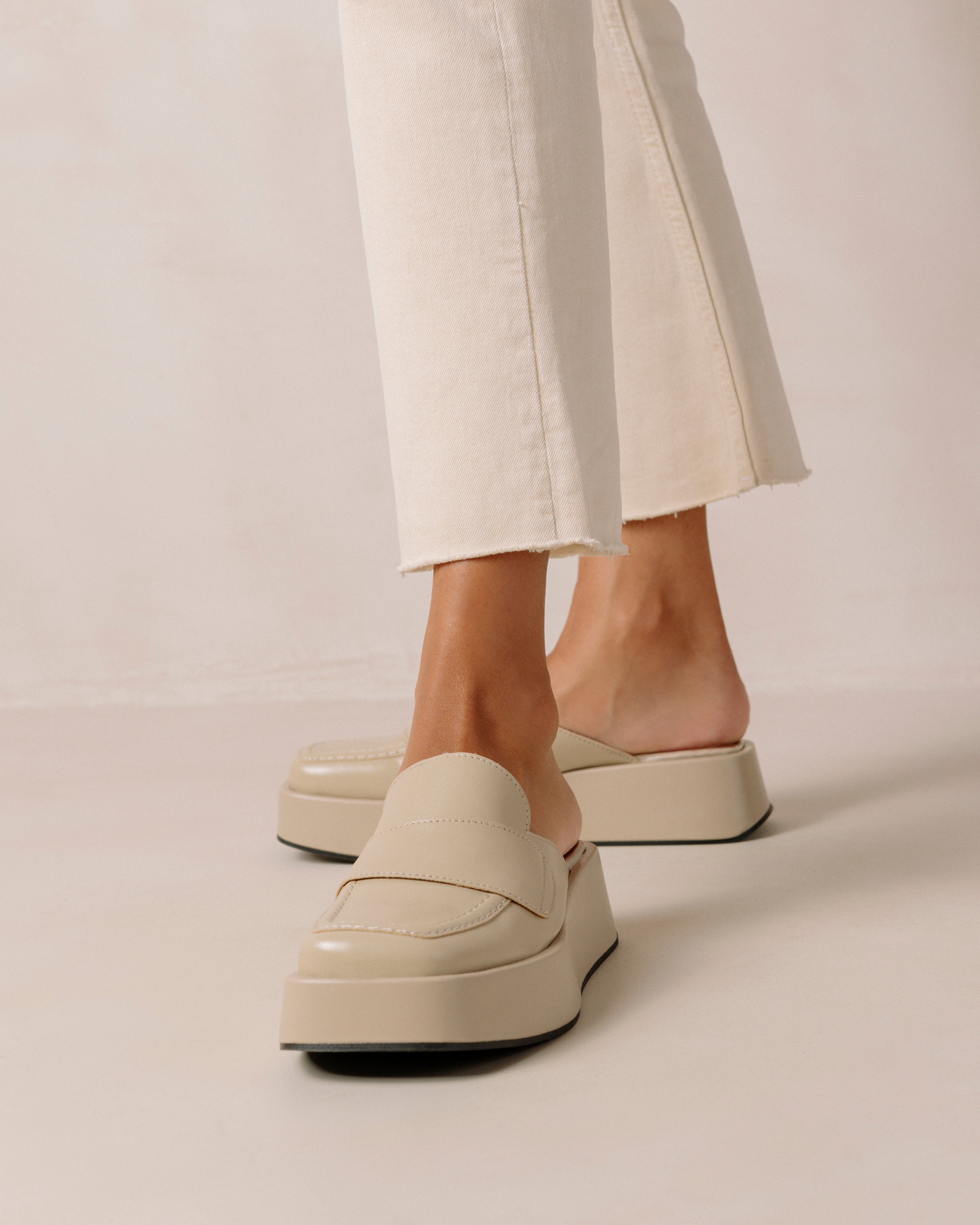 tempera-tahini-beige-loafers-svegan-941721.jpg