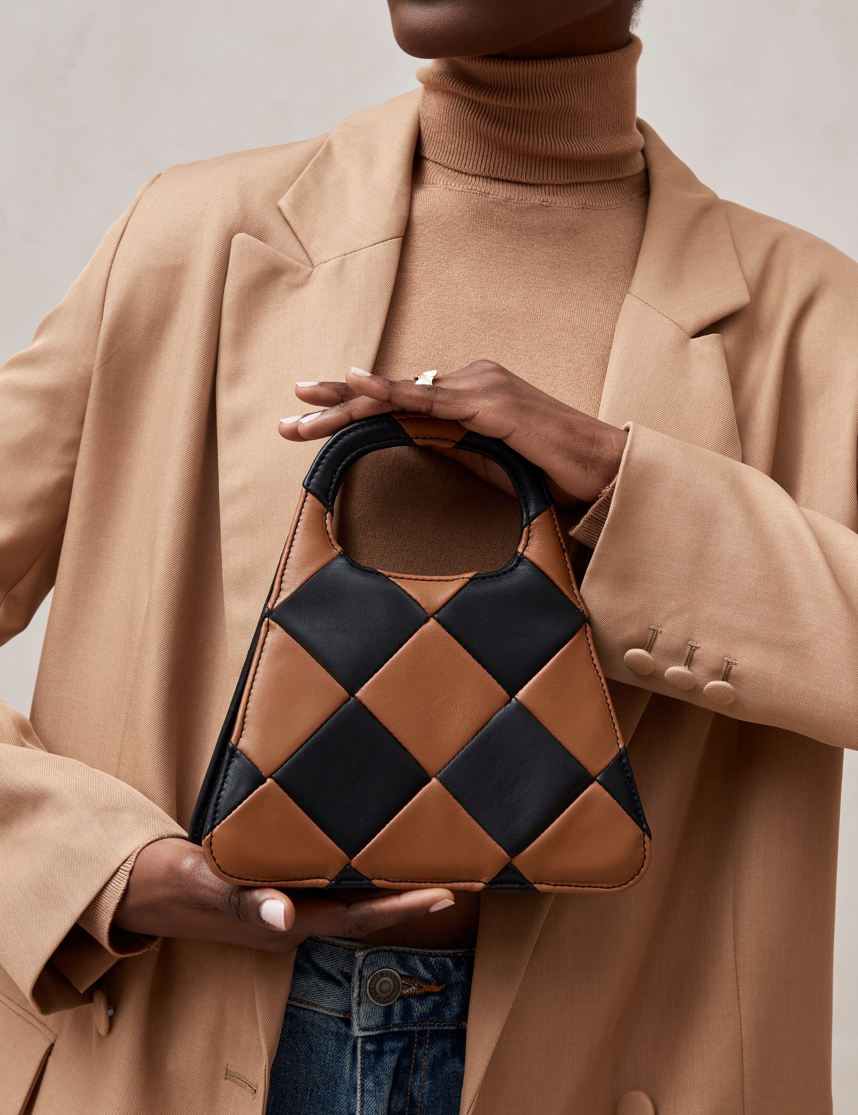 the-a-scacchi-black-tan-mini-bags-alohas-324641_3000x_f1424d78-89a3-41e7-bcd3-296ea64f1680.jpg