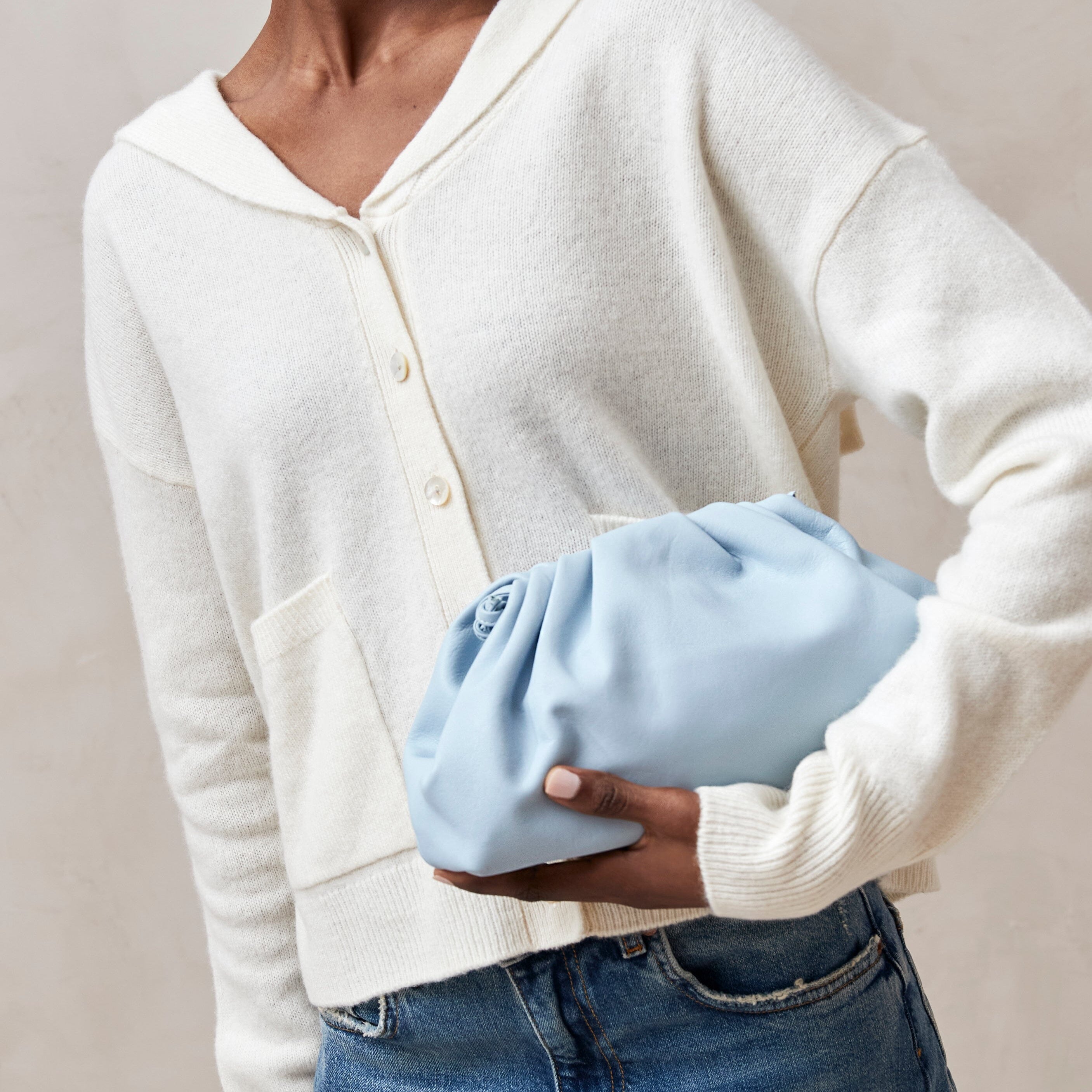 the-d-baby-blue-handbags-alohas-107970_3000x_0a0c2caf-3327-4df3-8d16-f274121bd4f0.jpg