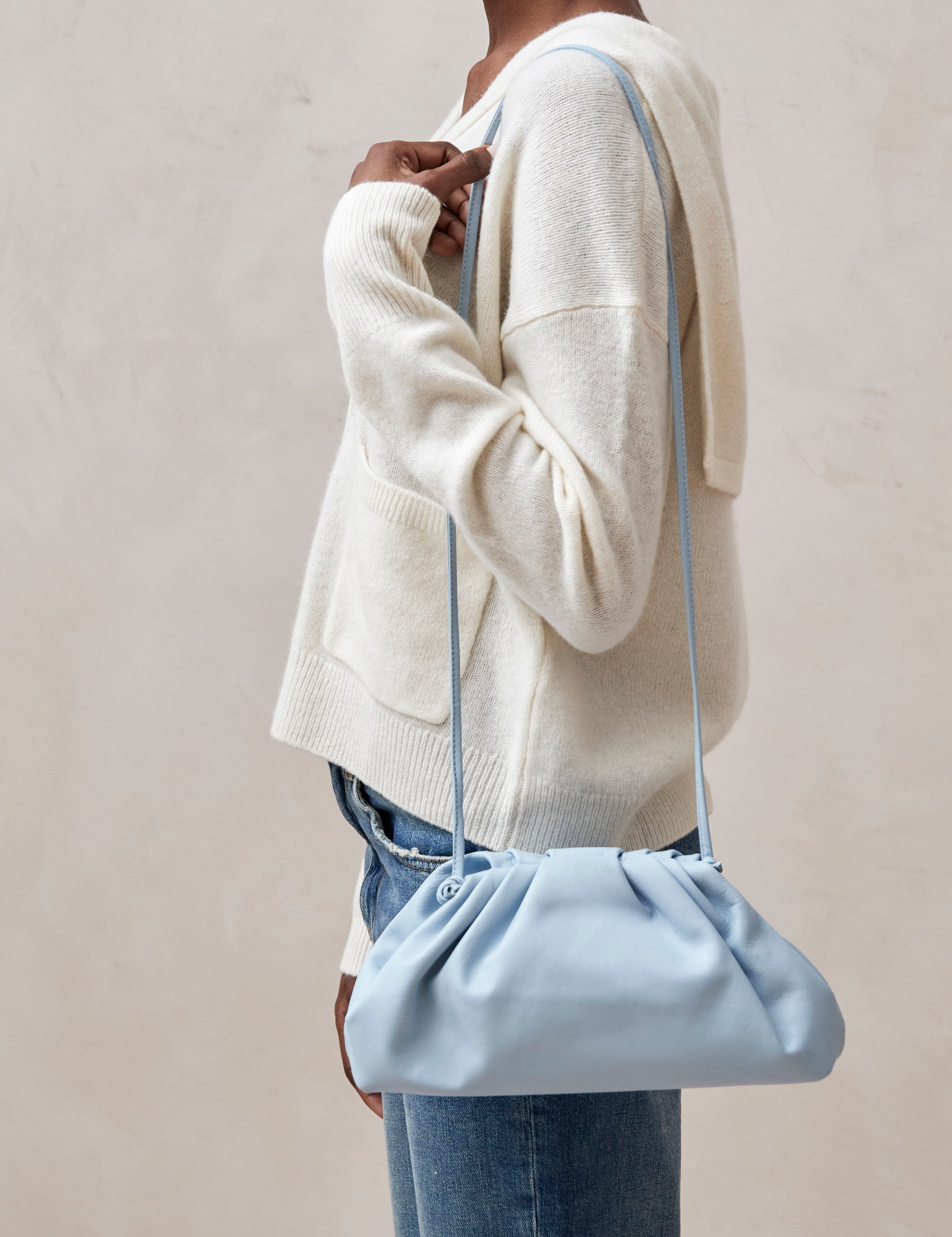 the-d-baby-blue-handbags-alohas-505642_3000x_189487eb-09de-434a-b1e7-9239f42c5792.jpg