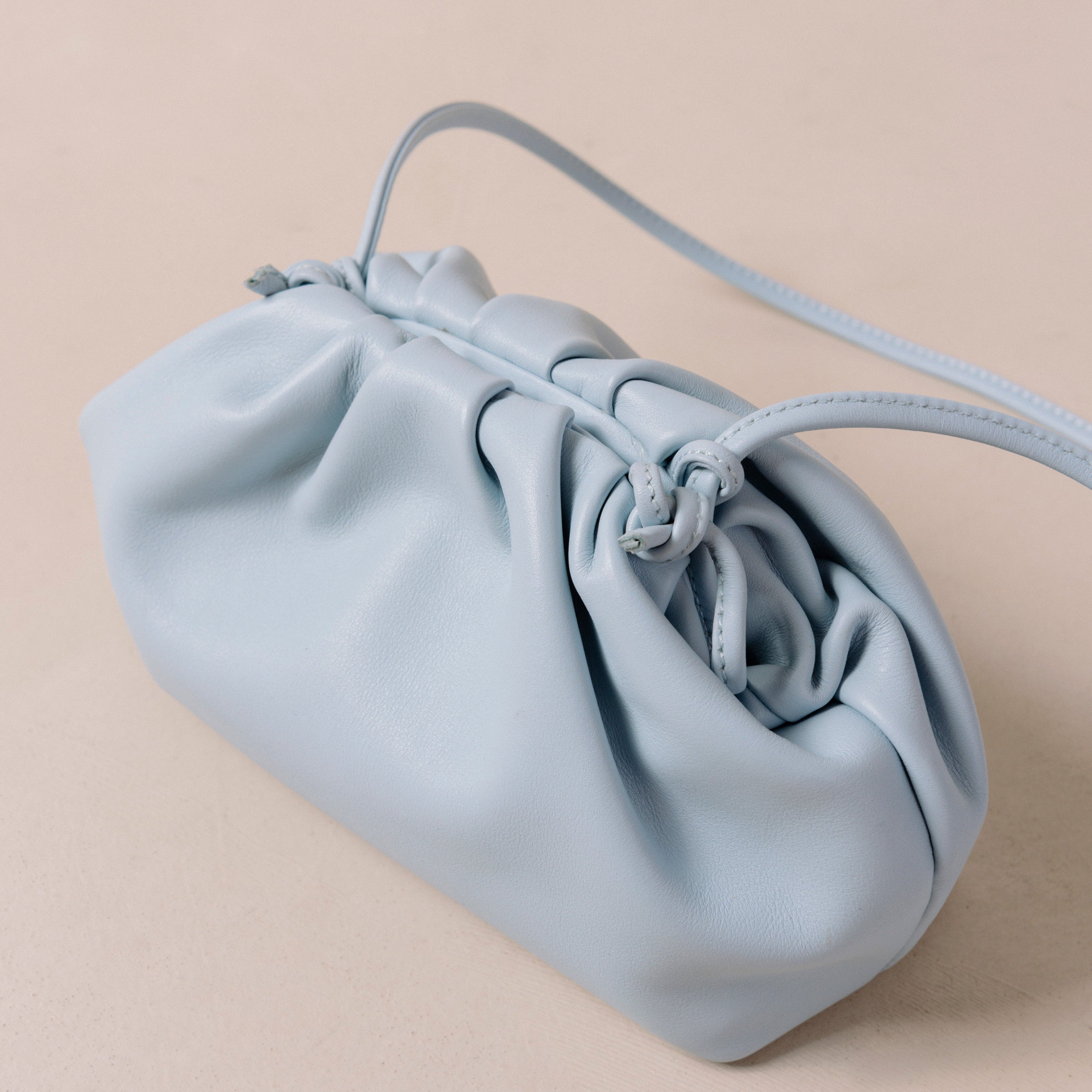 the-d-mini-baby-blue-handbags-alohas-792533.jpg