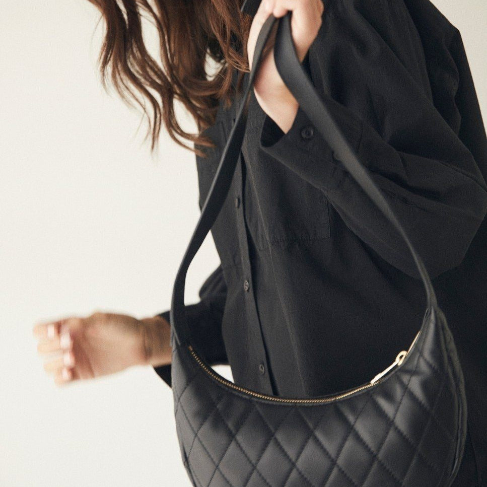 the-j-black-handbags-alohas-748377.jpg
