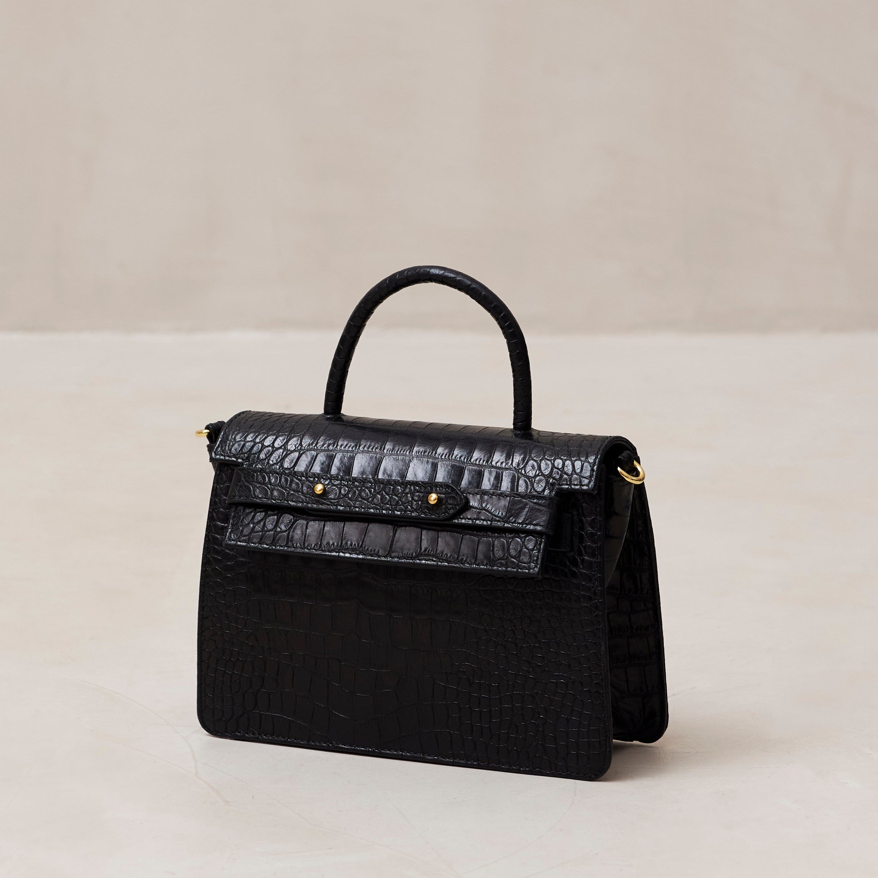 the-m-exotic-black-handbags-alohas-416940_3000x_5d735880-4d19-47b7-b827-0cb7bb2d666c.jpg