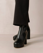 Theo Boots
