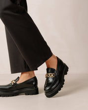 Traye Loafers