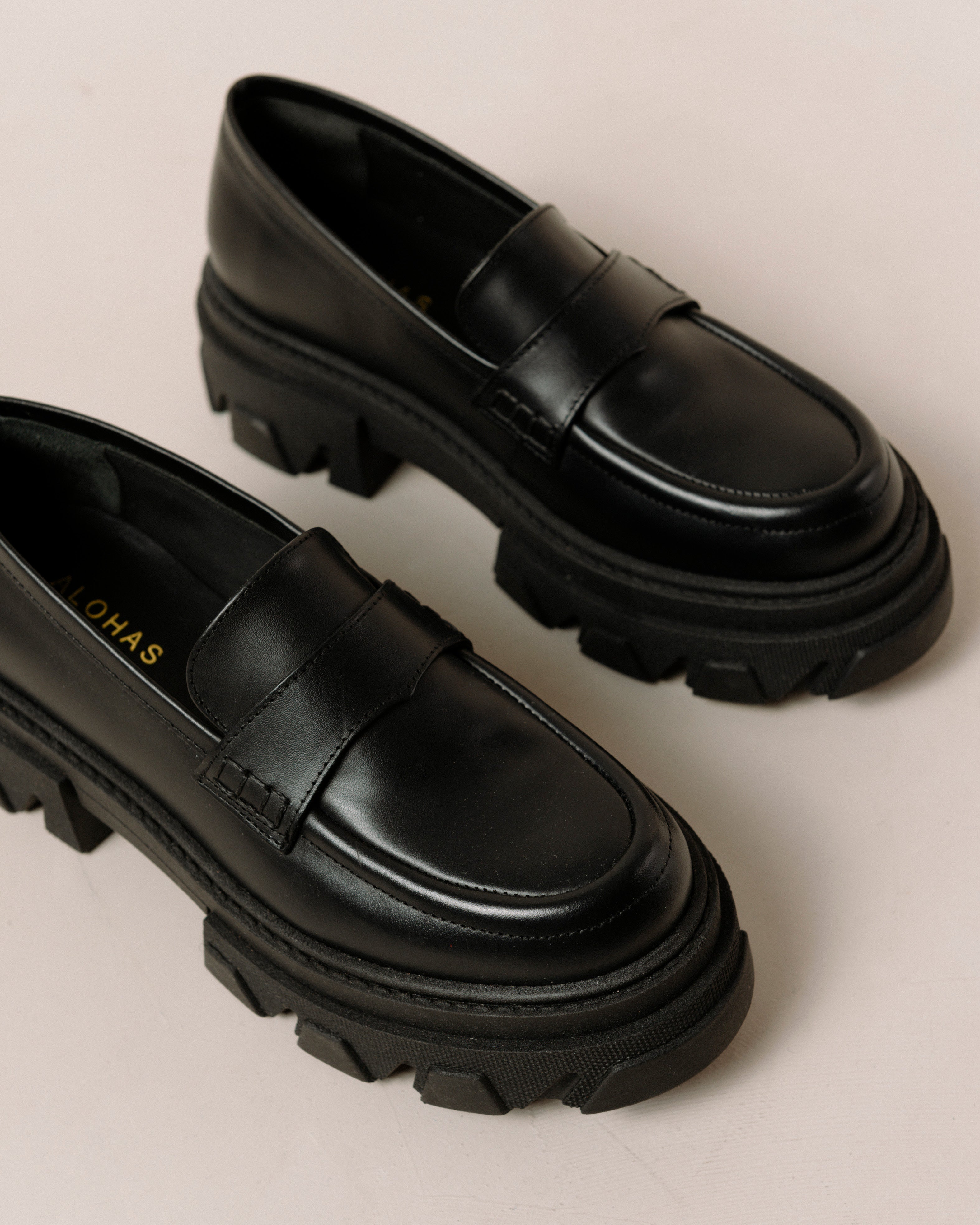 Trace Loafers