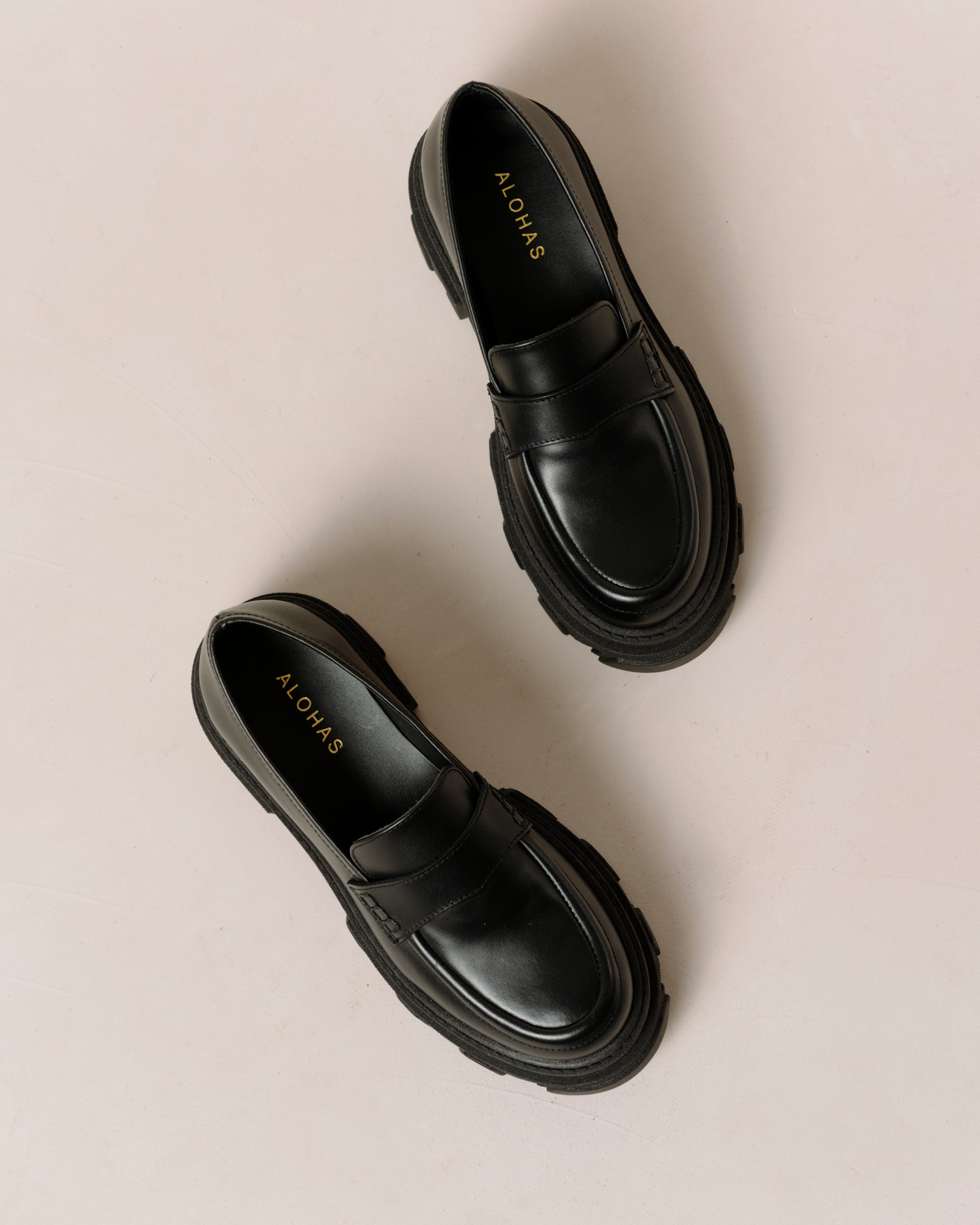Trace Loafers
