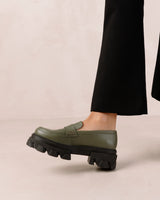 Trace Loafers
