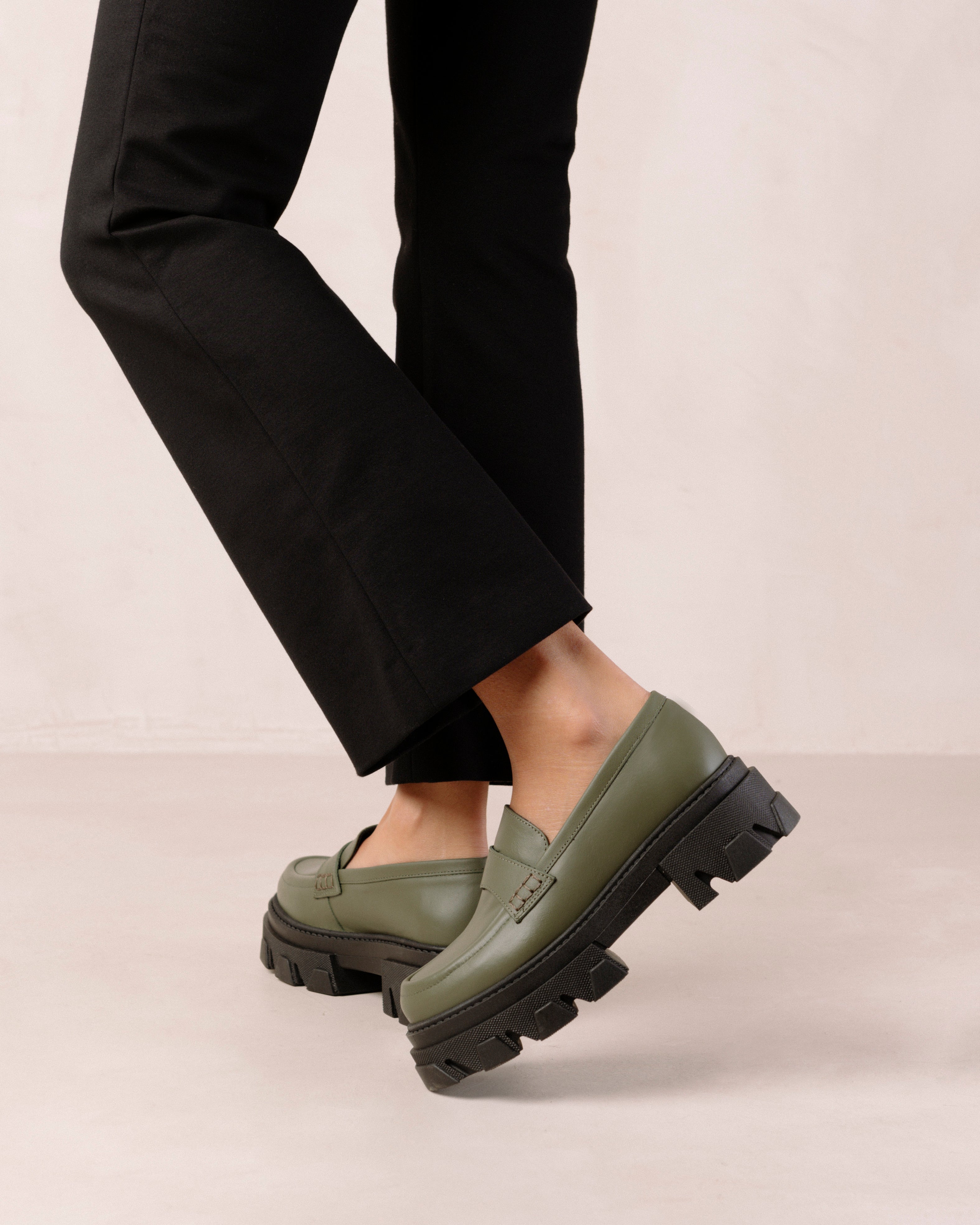Trace Loafers