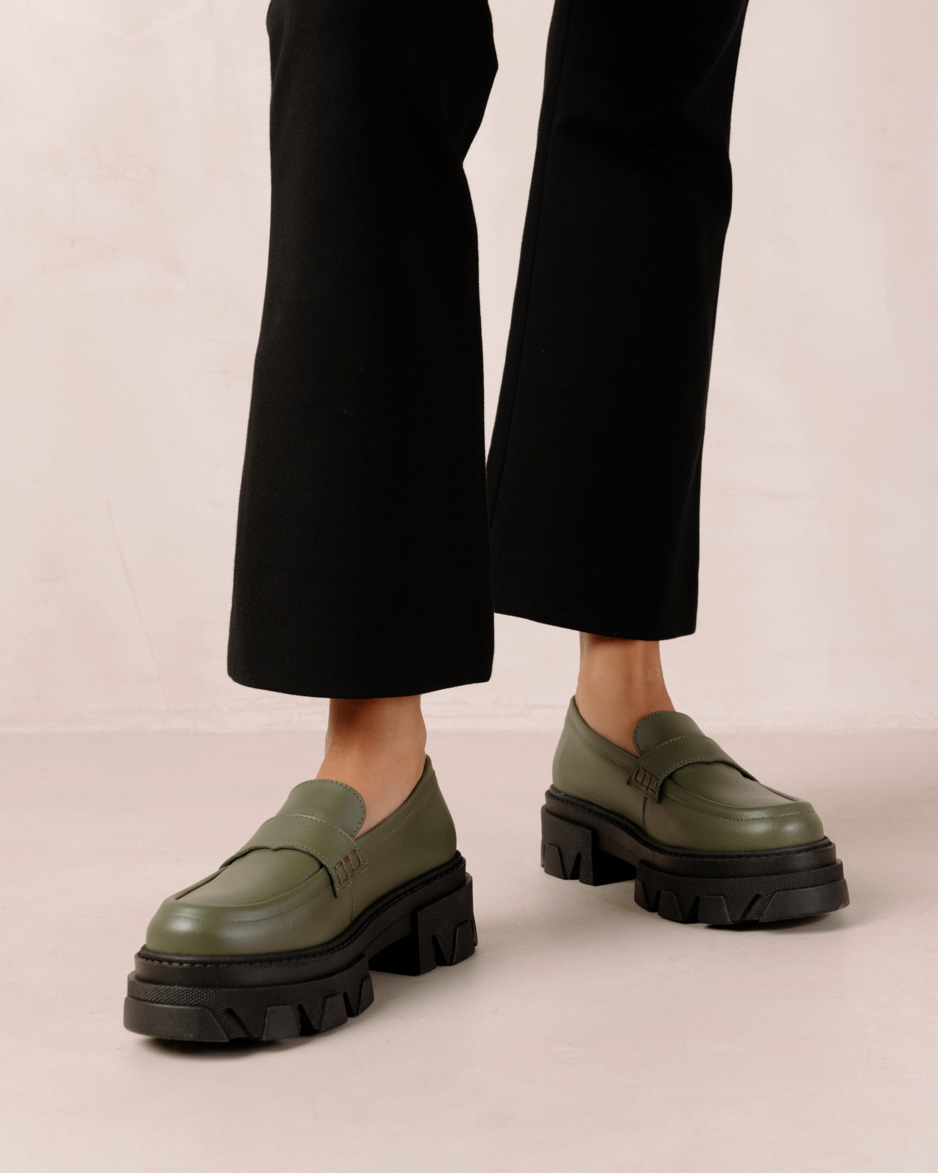 Trace Loafers