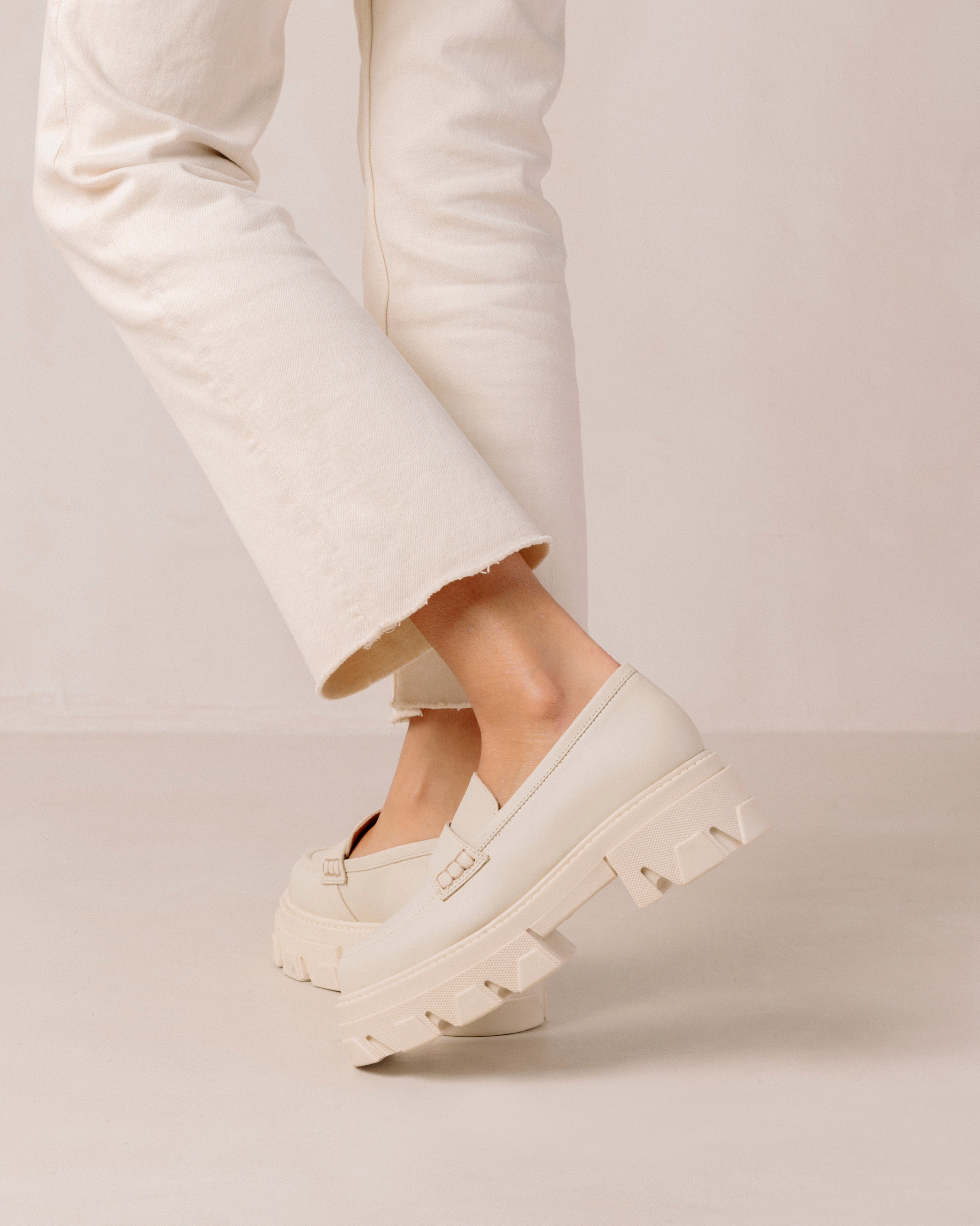 Trace Loafers