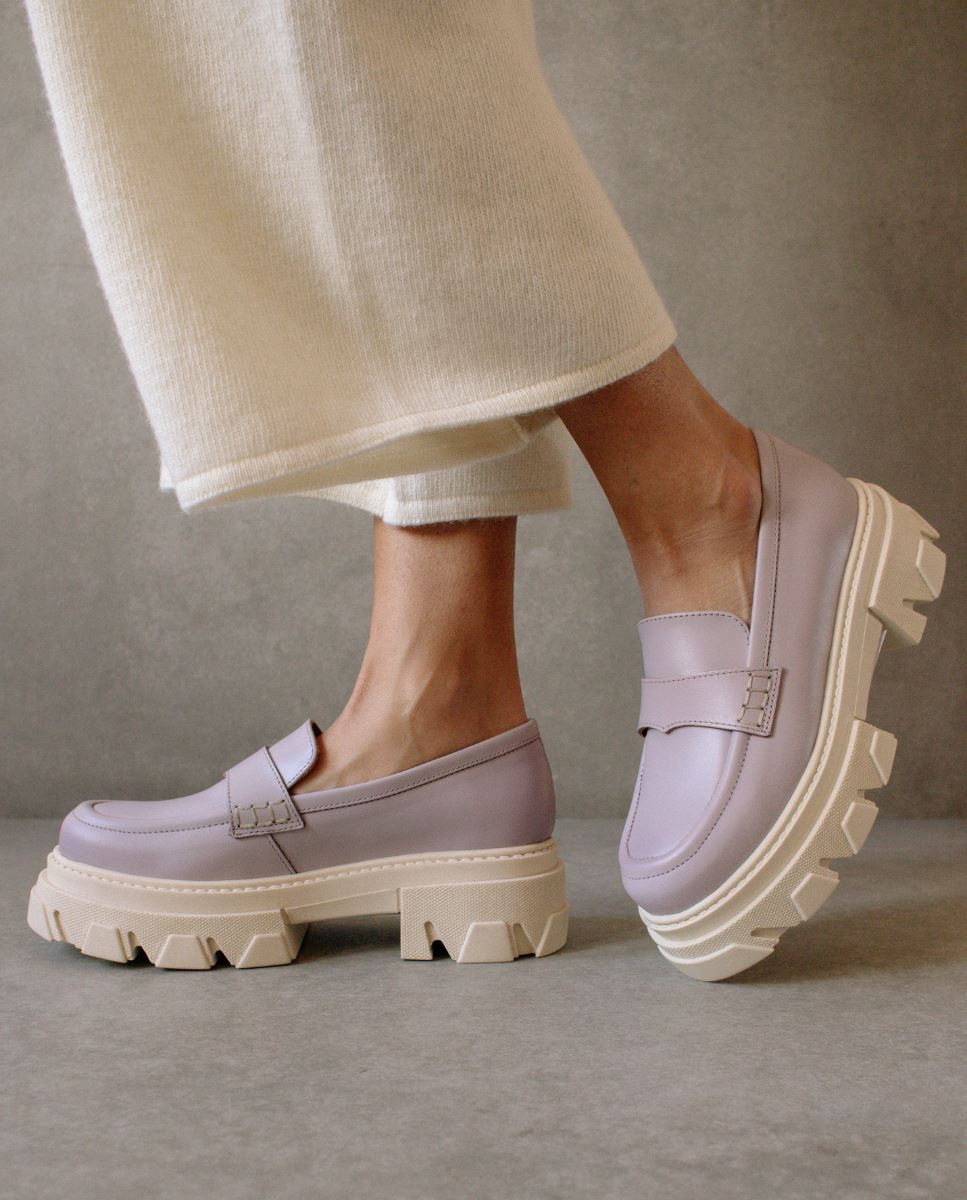 Trace Loafers