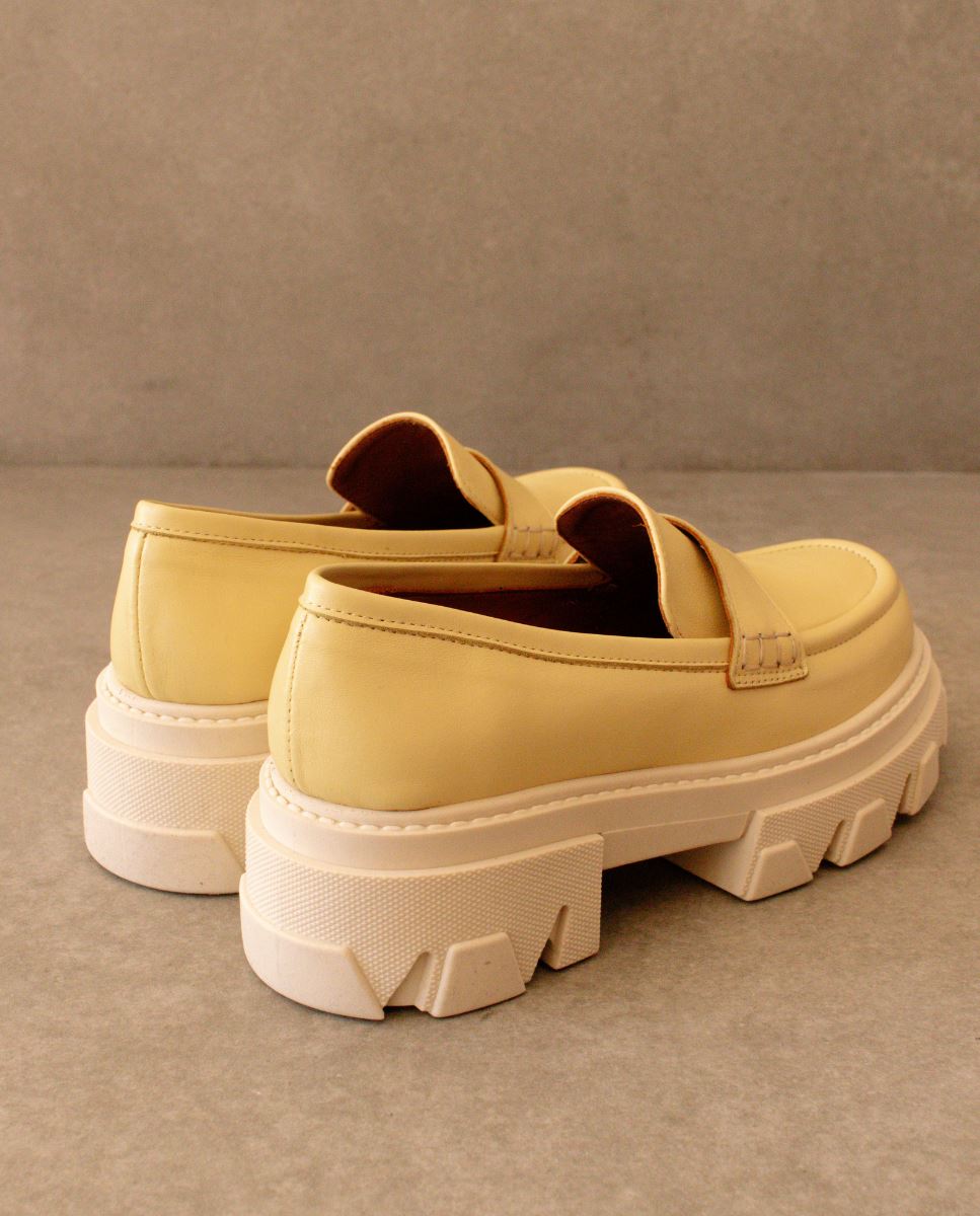 Trace Loafers