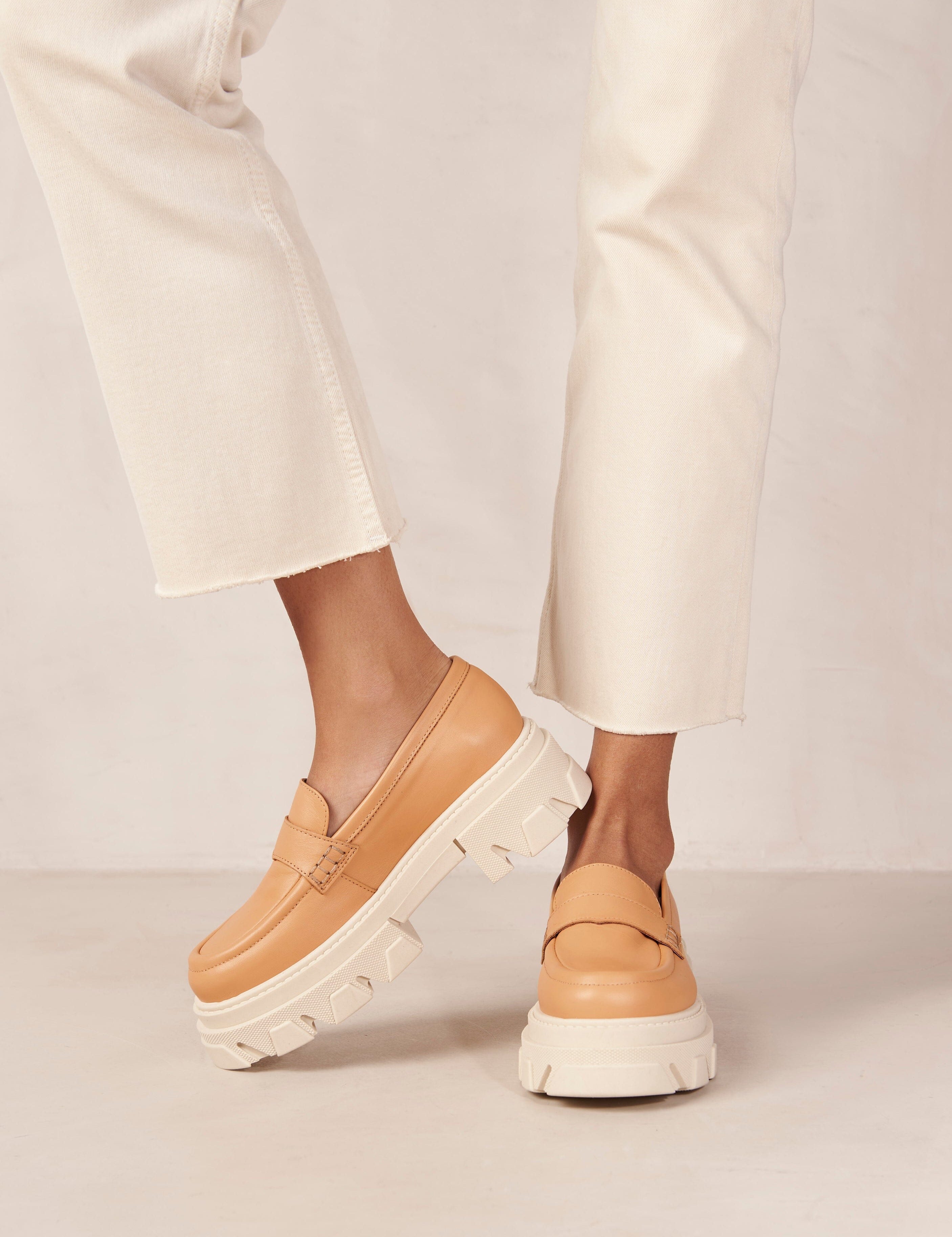 Trace Loafers