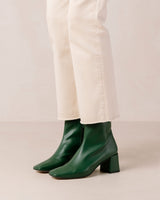 Waye Boots