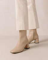 Waye Boots