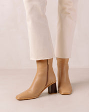 Winnie Boots