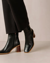 Winnie Boots