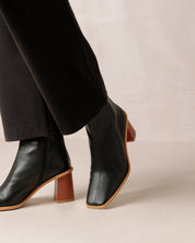 Wanda Boots