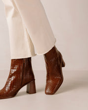 Wanda Boots